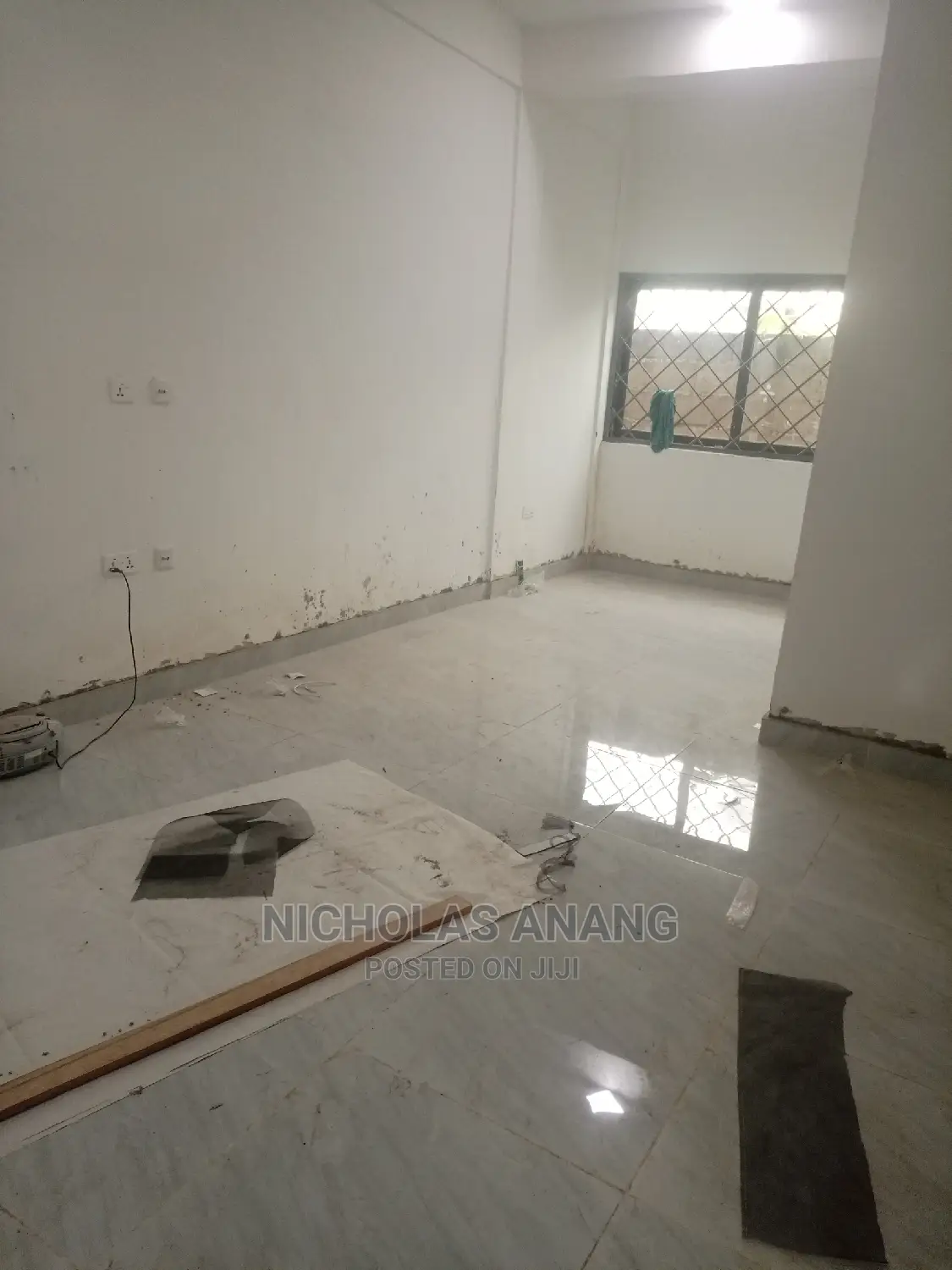2bdrm Apartment in The Dorns Properties, New Town for rent