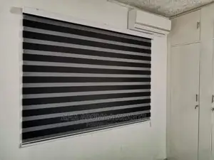 6 Feet Curtain/Window Blinds [180cm X 200cm]