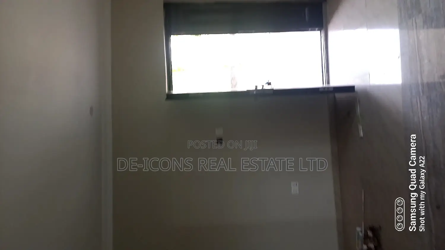 2bdrm Duplex in De-Icons Real Estate, Awutu Senya East Municipal
