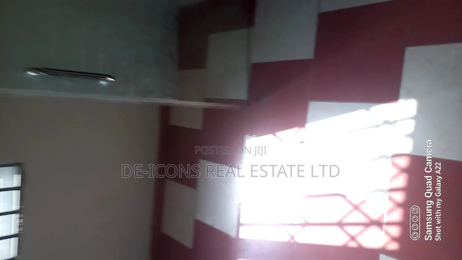 2bdrm Duplex in De-Icons Real Estate, Awutu Senya East Municipal