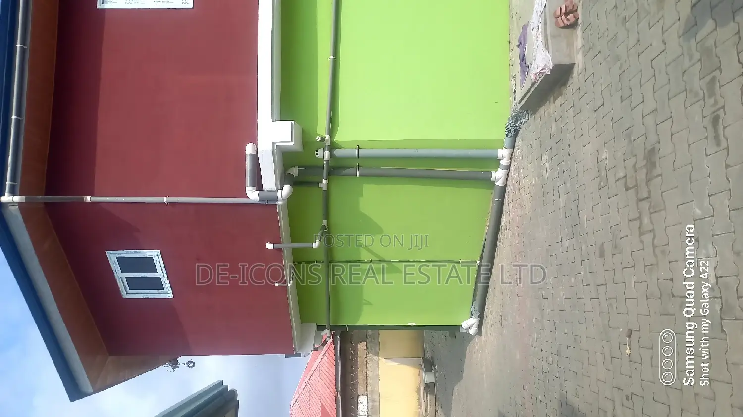2bdrm Duplex in De-Icons Real Estate, Awutu Senya East Municipal