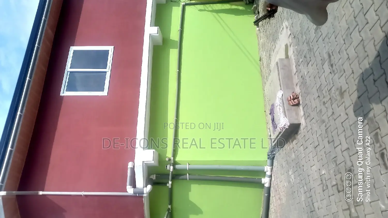 2bdrm Duplex in De-Icons Real Estate, Awutu Senya East Municipal