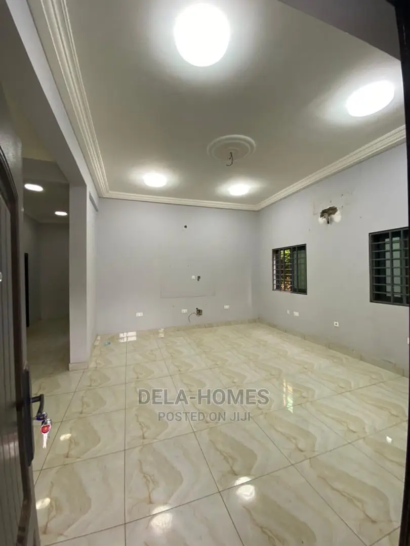 Five Bedroom Duplex HSE for Rent at Oyarifa.