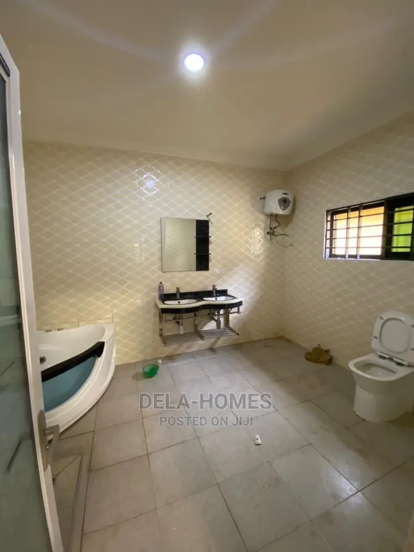 Five Bedroom Duplex HSE for Rent at Oyarifa.