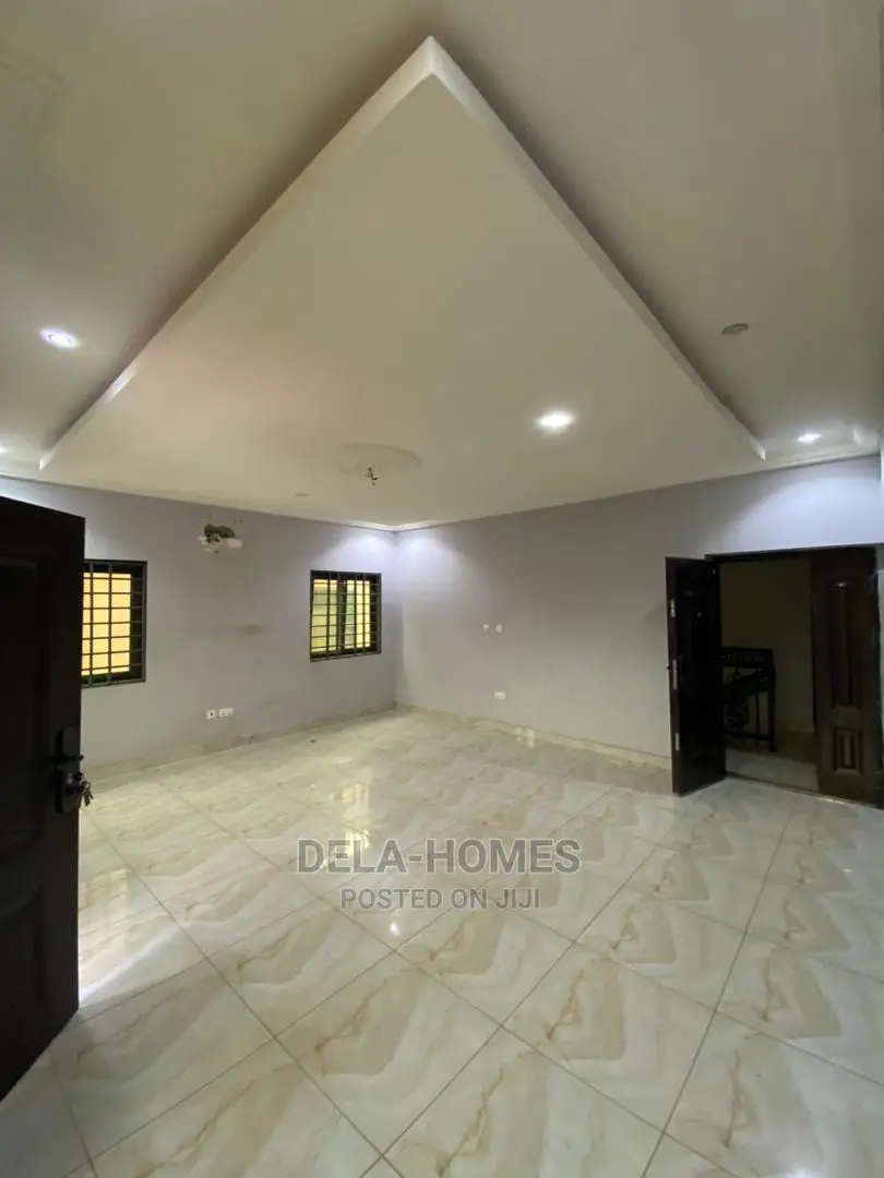 Five Bedroom Duplex HSE for Rent at Oyarifa.