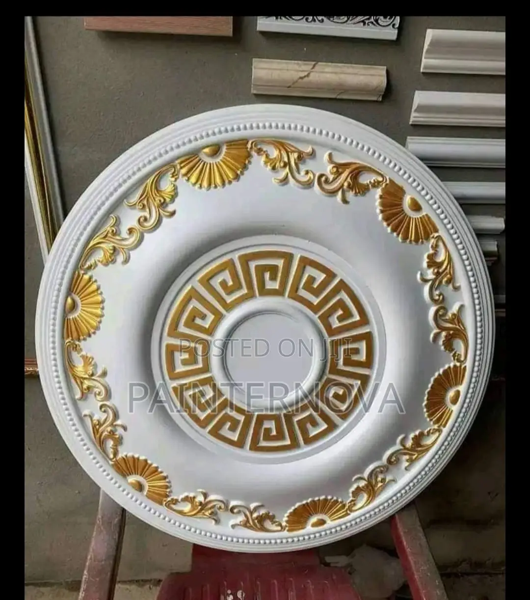 Premium Metallic Gold Paint- Get the Royal Finish.
