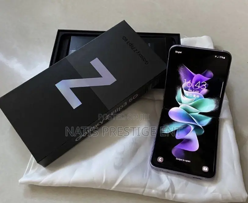 New Samsung Galaxy Z Flip 3 128 GB Black