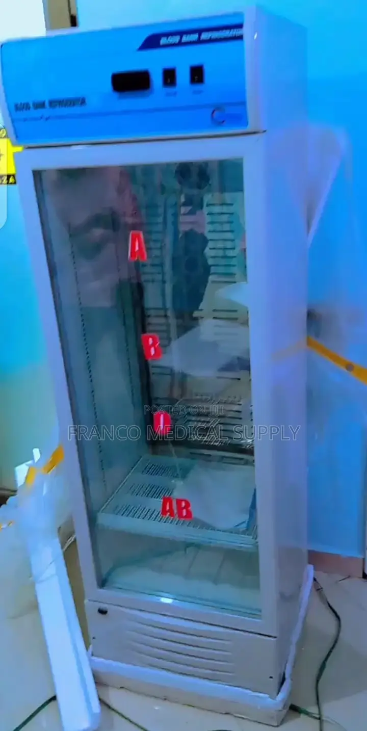 Blood Bank Refrigerator (255ltrs)