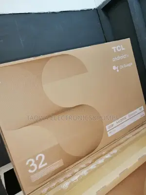 Grab the TCL 32 Smart Tv