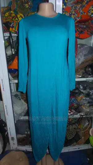 Long Stylish Dress With a Cut on the Back