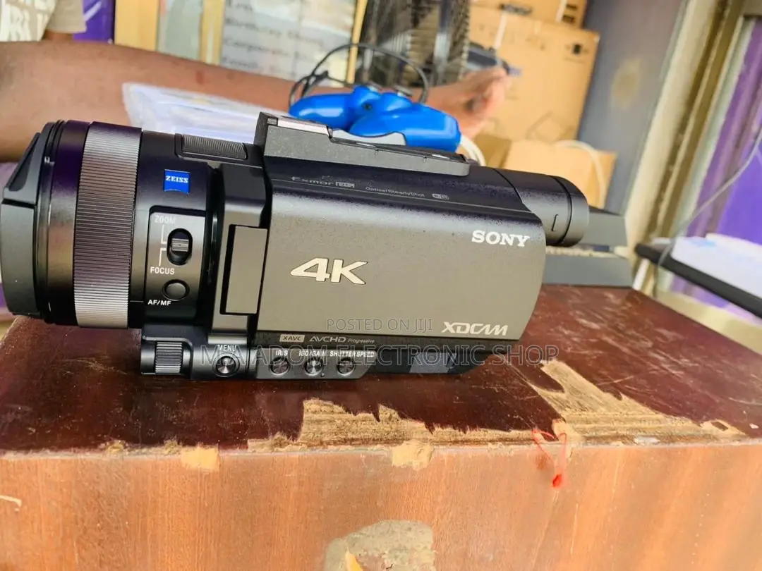New Sony PXW-Z90V HD Compact NXCAM Camcorder