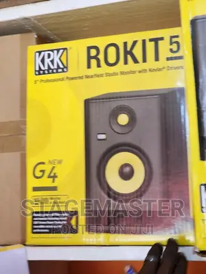 Studio Monitor ( Rokit)