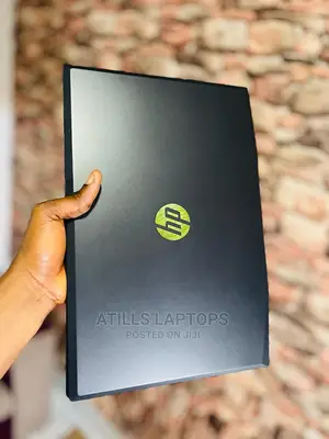 Laptop HP Pavilion Gaming 15 2019 16GB Intel Core I7 SSHD+SSD 2T