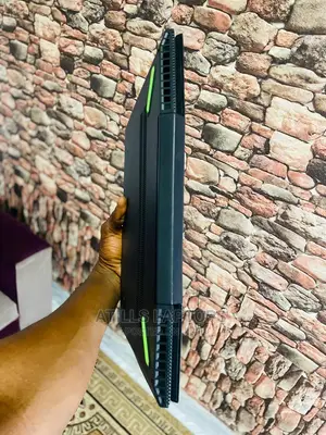 Laptop HP Pavilion Gaming 15 2019 16GB Intel Core I7 SSHD+SSD 2T