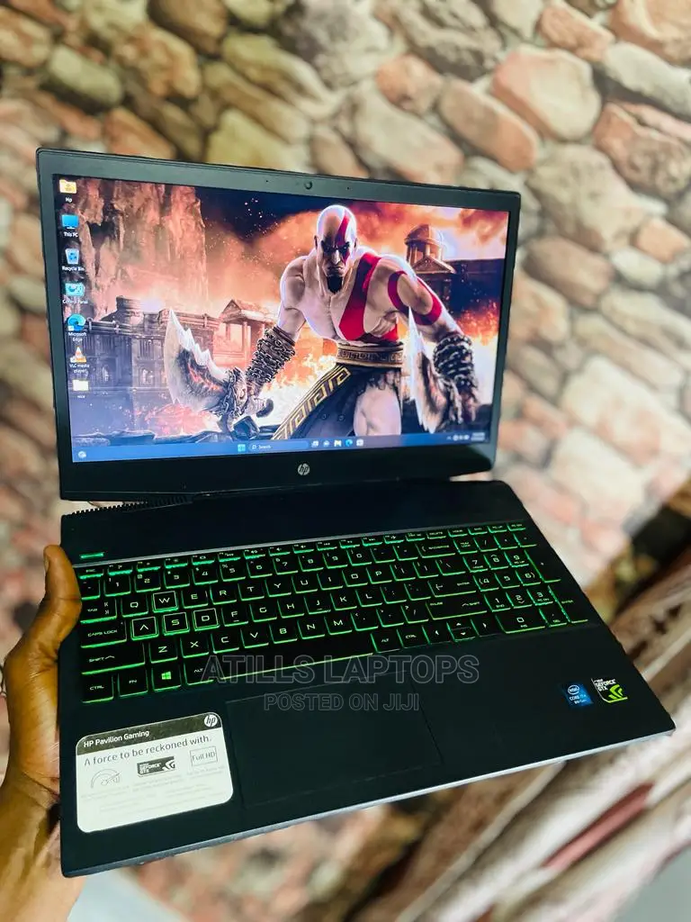 Laptop HP Pavilion Gaming 15 2019 16GB Intel Core I7 SSHD+SSD 2T