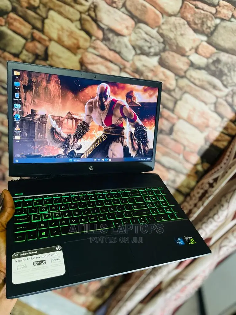 Laptop HP Pavilion Gaming 15 2019 16GB Intel Core I7 SSHD+SSD 2T