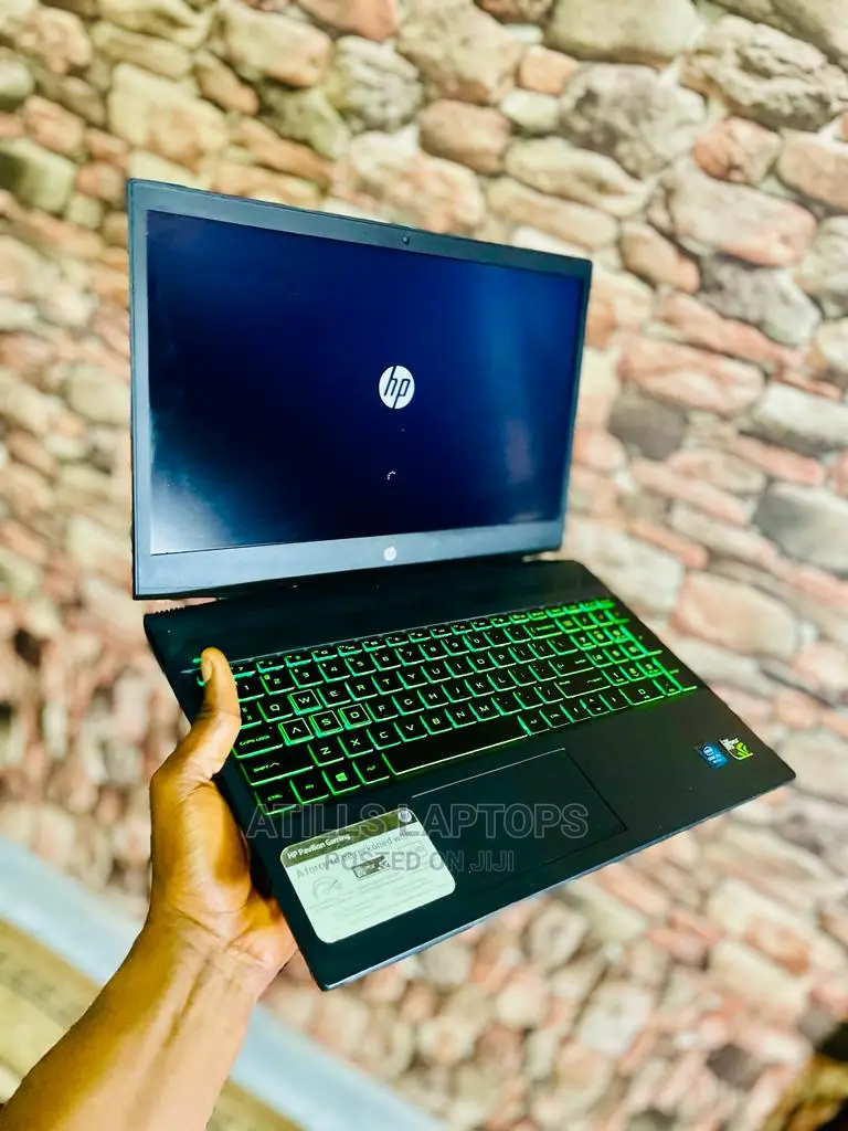 Laptop HP Pavilion Gaming 15 2019 16GB Intel Core I7 SSHD+SSD 2T