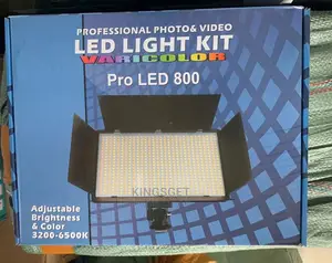 Pro Led 800 Light Kit With Battery, Adapter and Stand