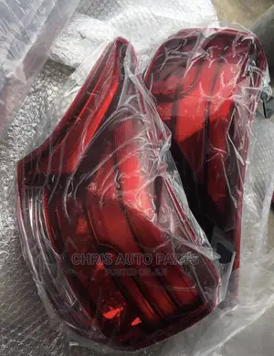 Mitsubishi Outlander 17 Tail Lights