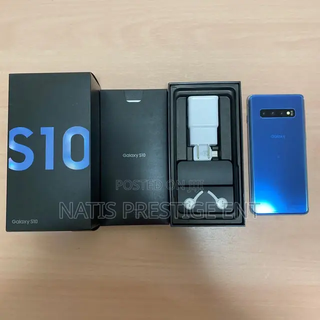 New Samsung Galaxy S10 128 GB Blue