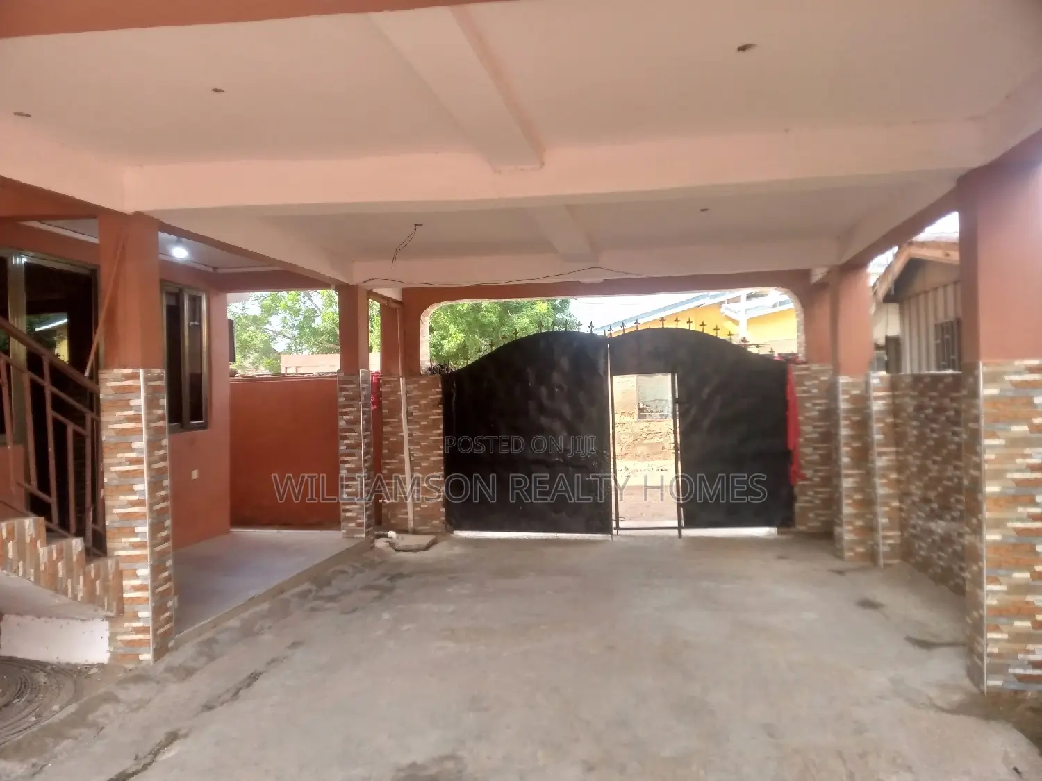 1bdrm Apartment in Kotobabi, Ecobank, Spintex for rent