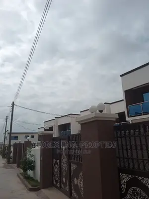 3bdrm House in Gated Community, Oyarifa for rent