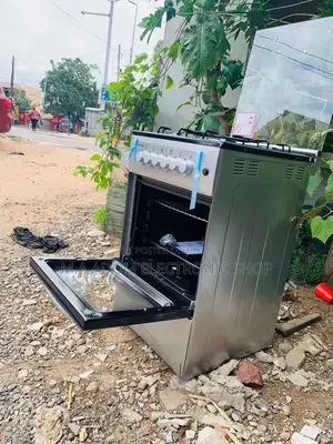 Opened Volcano 5c.Br-gl 4 Burners 50x50 Gas Stove With Grill