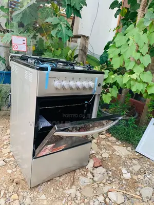 Perceived Volcano 5C.BR-GL 4 B 50x50 Gas Stove With Grill