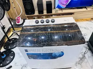 Low Noise Operation Sleek Midea 14kg Twintub Washing Machine