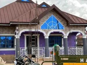 Furnished 4bdrm House in Top Boat Estate, Kumasi Metropolitan for sale