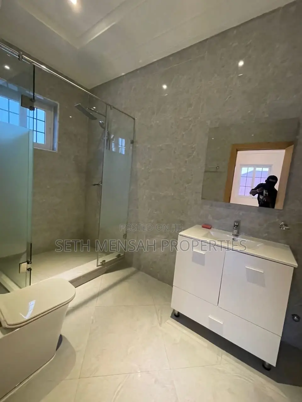 4bdrm House in Adjiriganor for rent