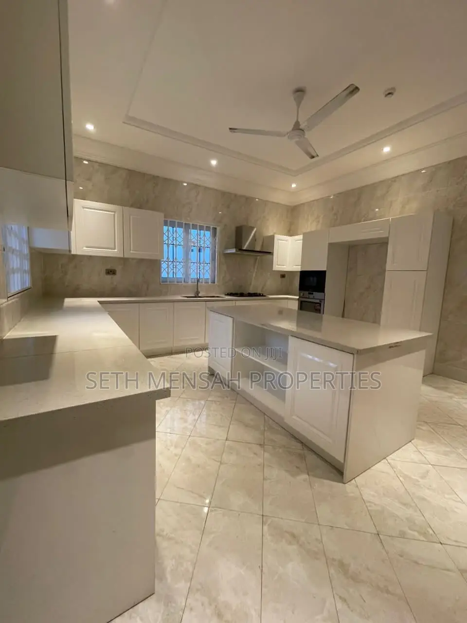 4bdrm House in Adjiriganor for rent