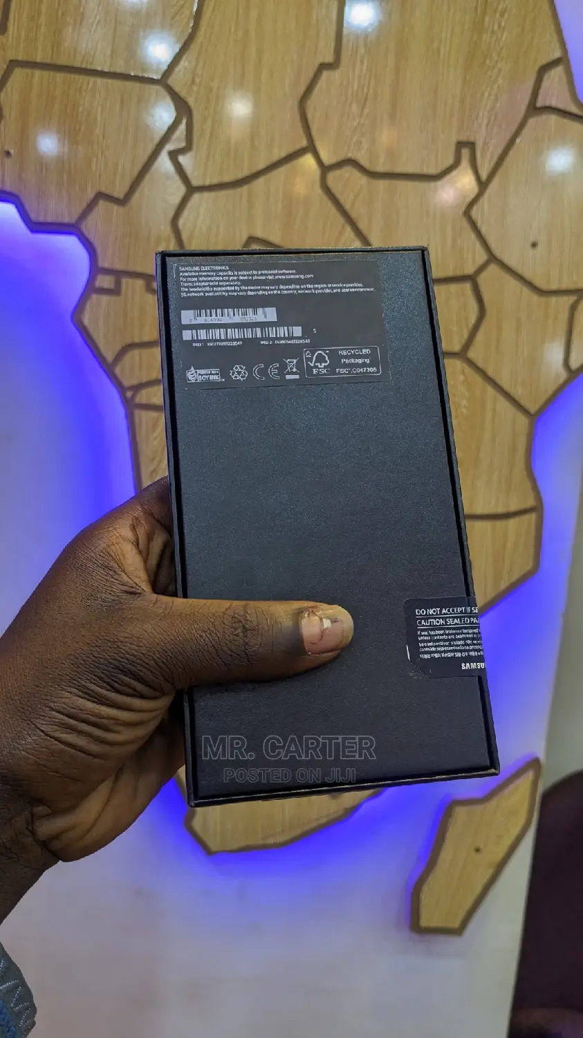 New Samsung Galaxy S22 Ultra 5G 256 GB Black