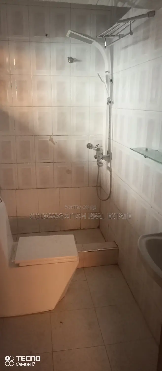 2bdrm Apartment in East Legon for rent