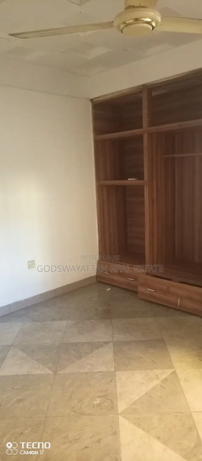 2bdrm Apartment in East Legon for rent