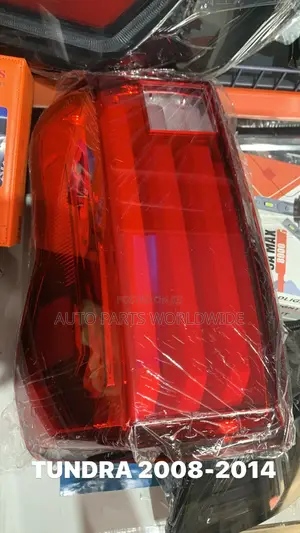 Toyota Tundra Tail Lights 2008-2013