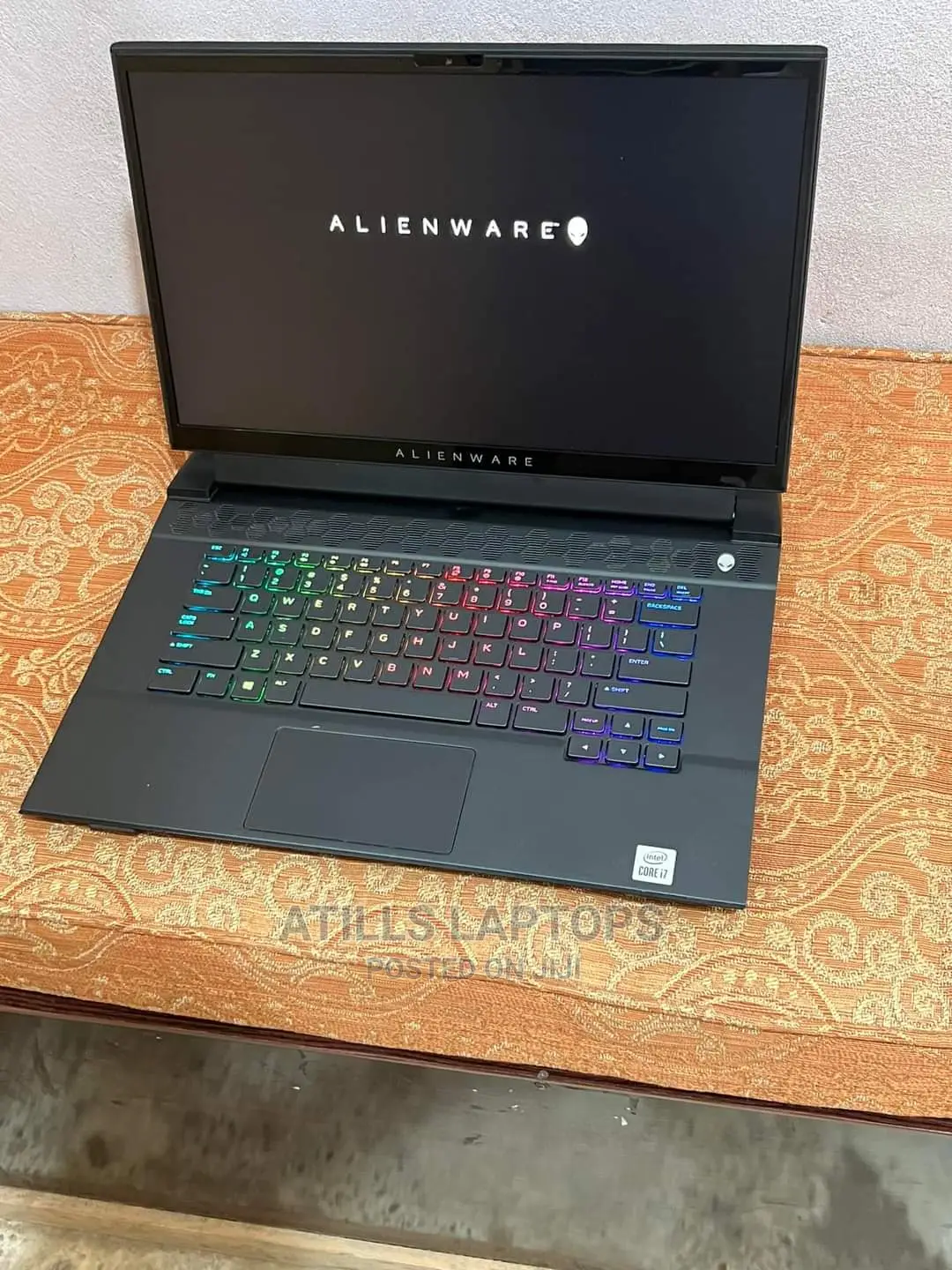 New Laptop Alienware M17x R2 16GB Intel Core I7 SSD 1T