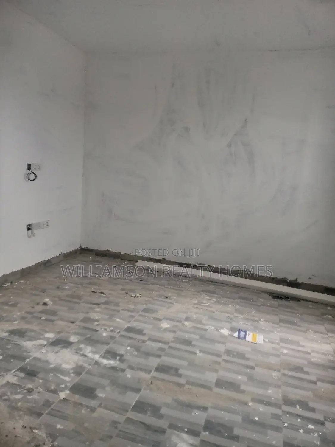 1bdrm Apartment in Community 18, Spintex for rent