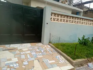 3bdrm Duplex in Don Nicky Properties, New Town for rent