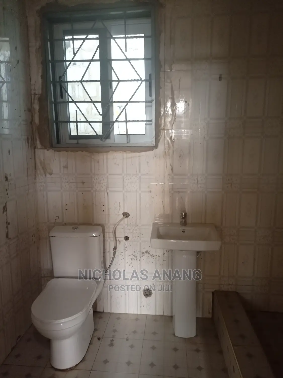 3bdrm Duplex in Don Nicky Properties, New Town for rent