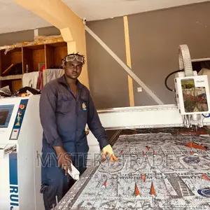 CNC Cutting Machine Operator