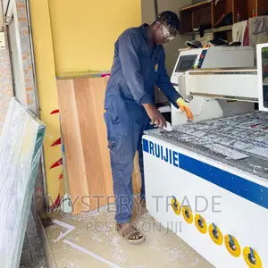 CNC Cutting Machine Operator