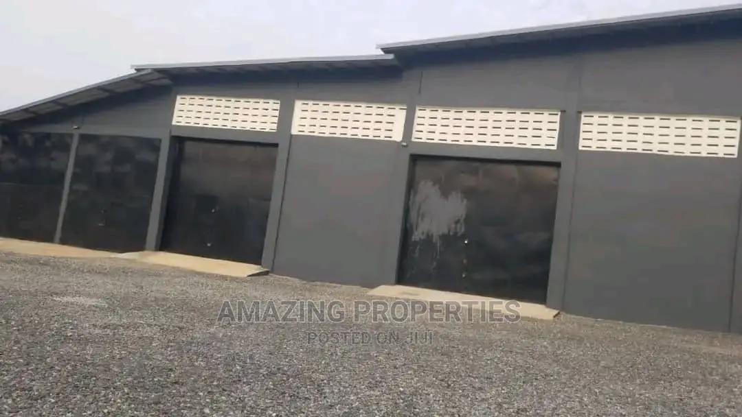 400 SQM Warehouse for Rent at Spintex