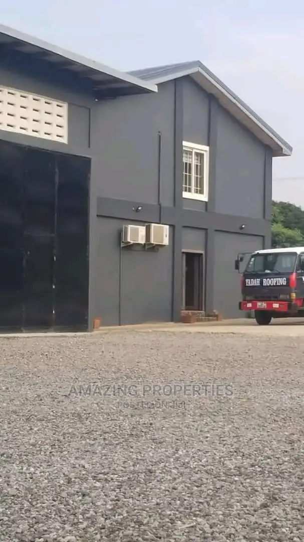 400 SQM Warehouse for Rent at Spintex