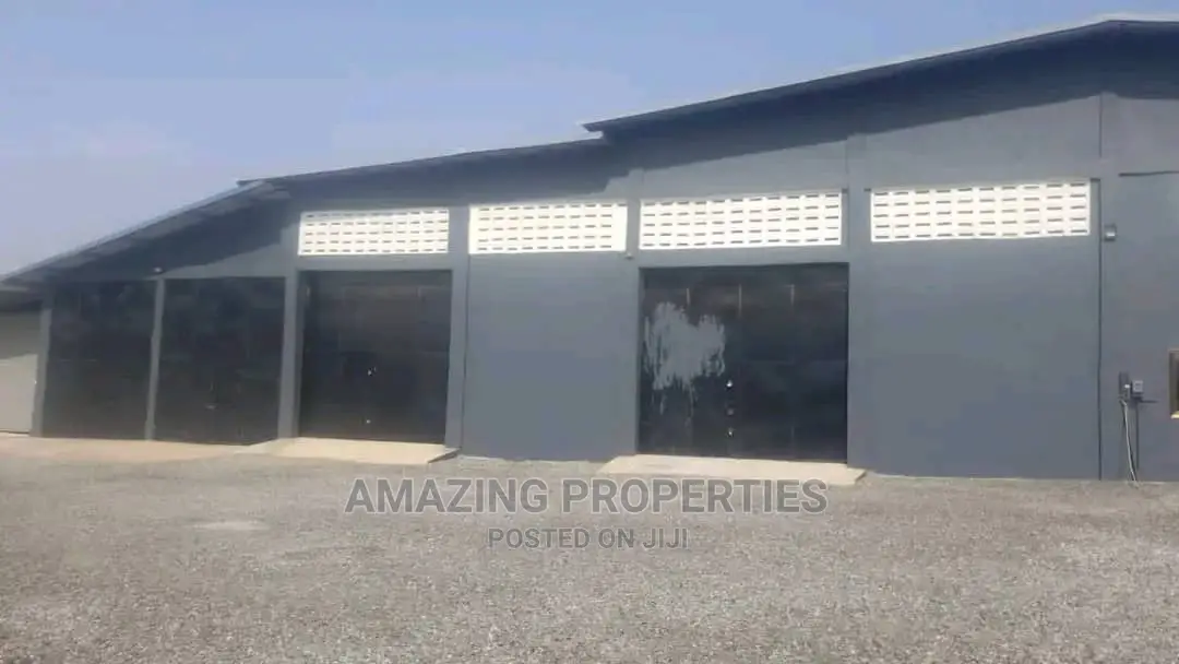 400 SQM Warehouse for Rent at Spintex