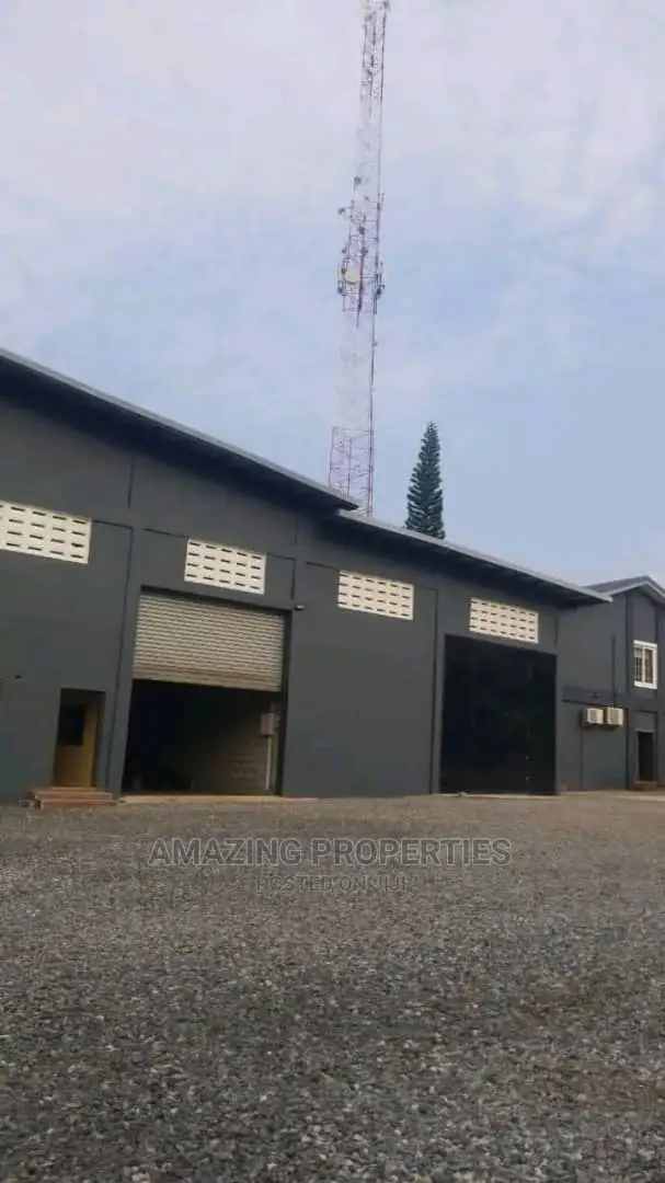 400 SQM Warehouse for Rent at Spintex