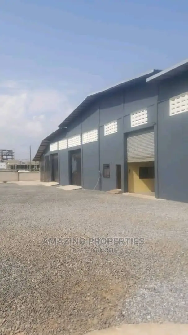 400 SQM Warehouse for Rent at Spintex