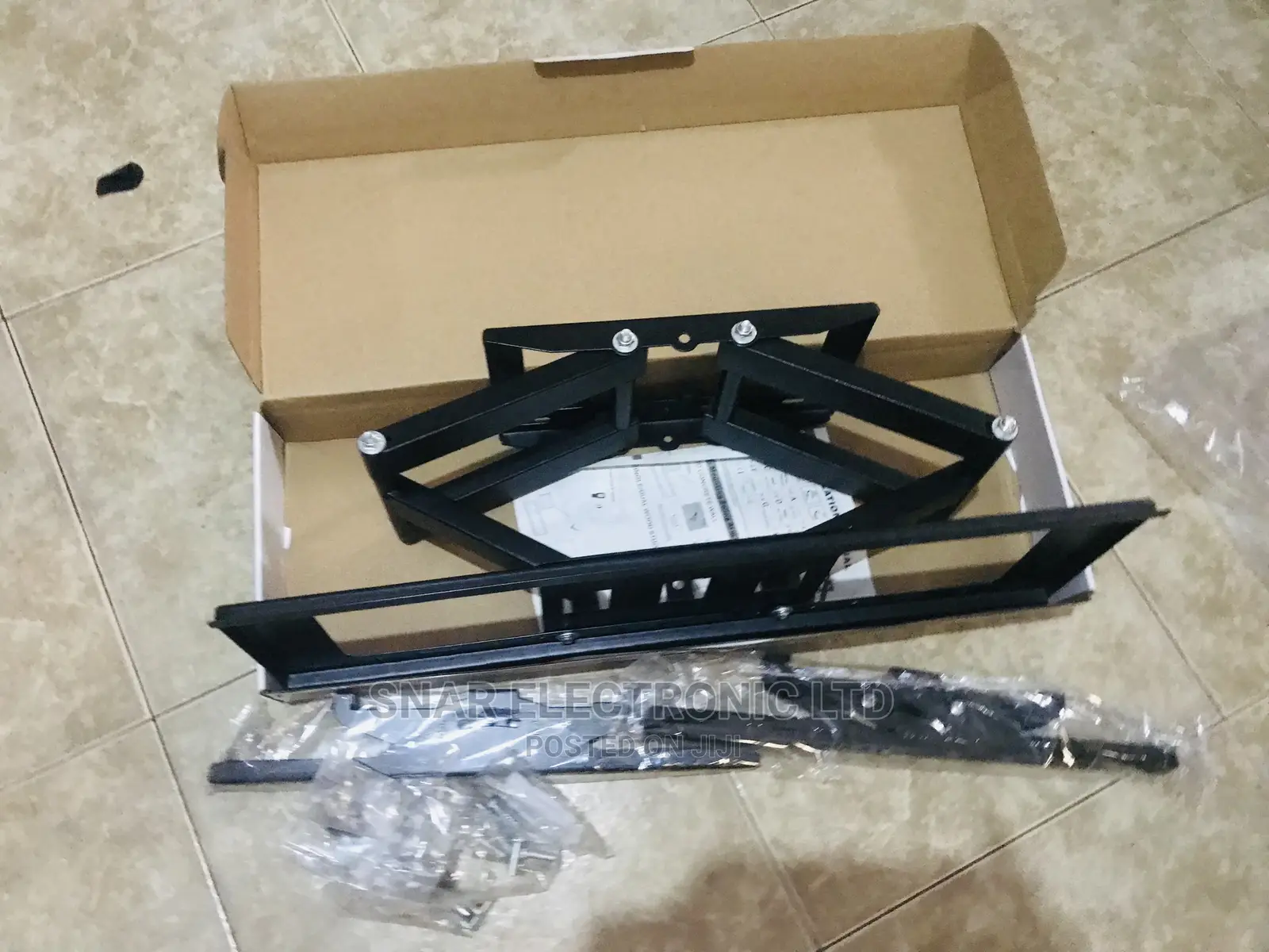 Efficient Full Motion HDTV TV Wall Mount Bracket