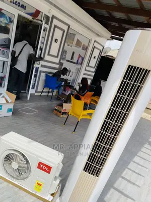 High Efficient TCL 2.5hp  Floor Standing AC TAC-24CFD/MCI