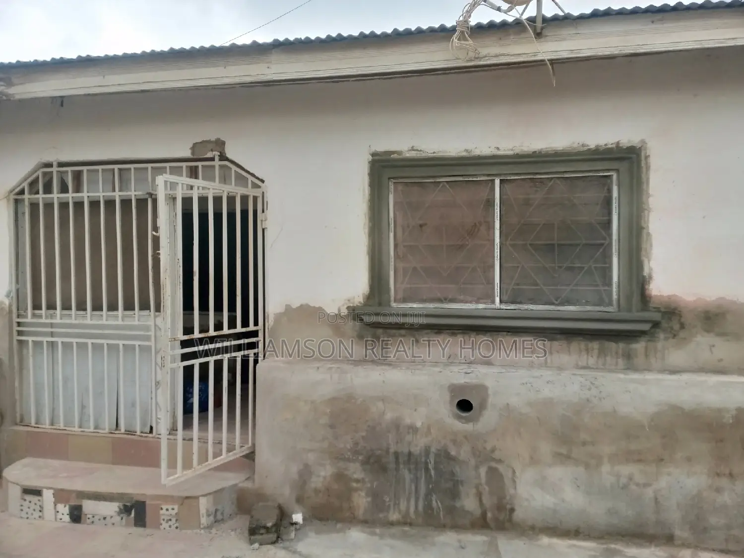 1bdrm Apartment in Regimanuel Estate,, Spintex for rent